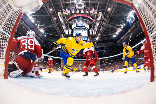 Sveriges Anton Blidh jublar