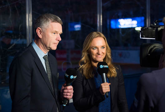 Viasats expert Harald Lückner och reporter Frida Nordstrand