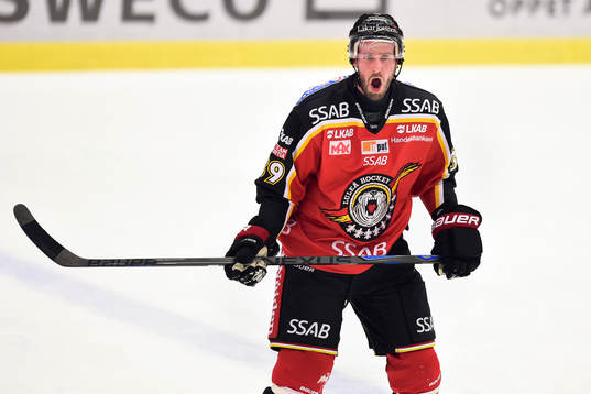 Luleås Robin Jonsson tillbaka på isen