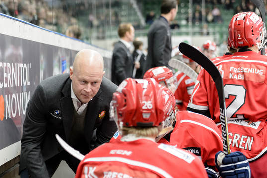 Almtunas assisterande tränare Marcus Ragnarsson