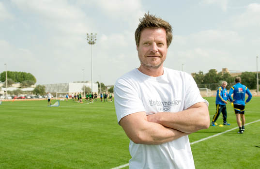 Den gamle storspelaren Stefan Schwarz gjorde ett besök