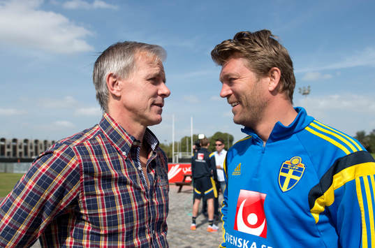 Roland Nilsson och players manager Marcus Allbäck