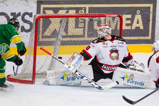 Björklövens Felix Maegaard-Scheel sätter 1-0 på Malmös