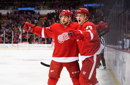 Detroits Tomas Tatar och Gustav Nyquist jublar