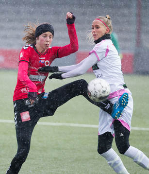 Rosengårds Line Röddik Hansen och Kristianstads Amanda