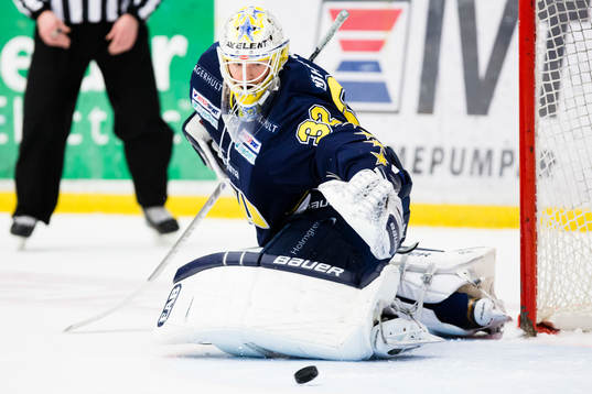 s målvakt Gustaf Wesslau