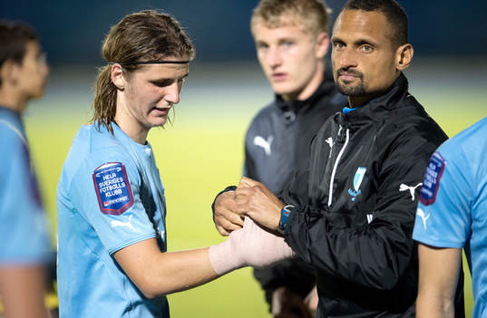 Malmös Pawel Cibicki lindar sin onda handled