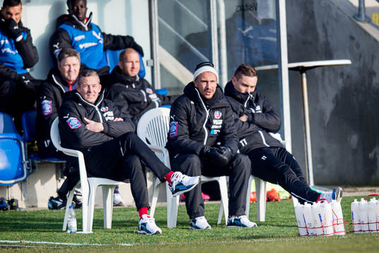 Helsingborgs målvaktstränare Daniel Andersson, manager Henrik Larsson och assisterande tränare Tobias Tuvesson