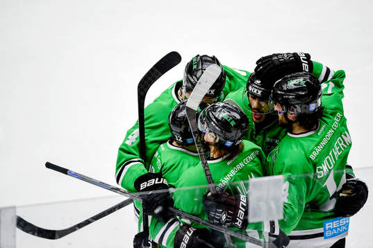 Rögles Jakob Lilja jublar