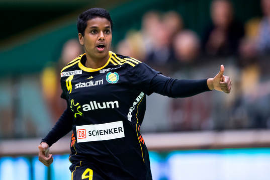 Sävehofs Louise Sand jublar