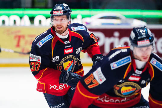 Djurgårdens Mikael Samuelsson