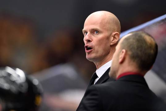 Brynäs assisterande tränare Petter Nilsson