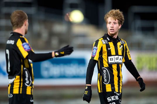 Häckens Simon Gustafson och Samuel Gustafson pratar