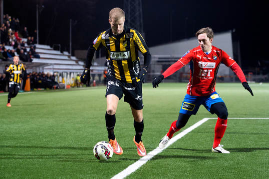 Häckens Simon Gustafson och Östers Andreas Wihlborg