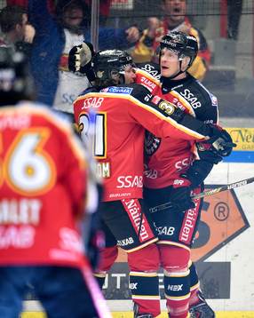 Luleås Jonathan Granström(v) jublar