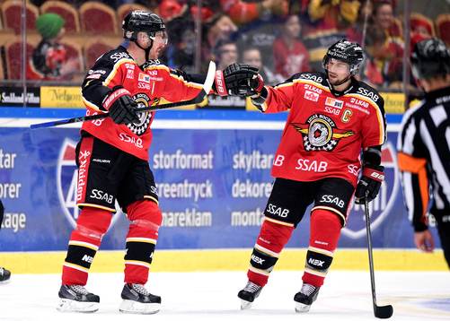 Luleås Jan Sandström jublar