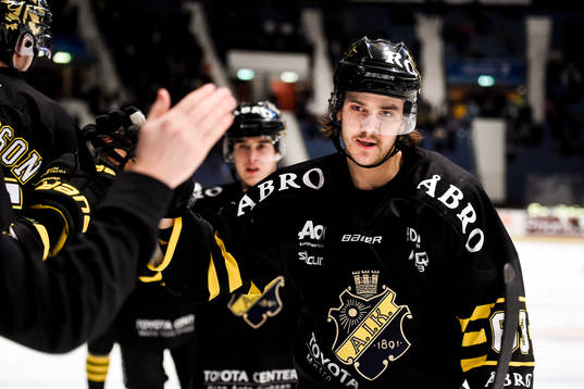 s Joakim Hagelin jublar