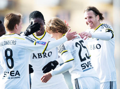 s Sam Lundholm har gjort 0-2 och grattas i matchen i Svenska cupen mellan Kristianstad och AIK i Kristianstad 28 februari 2015.
