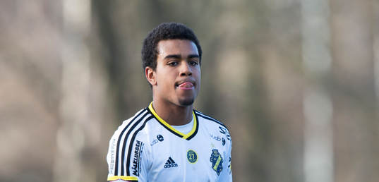 s Noah Sonko Sundberg i matchen i Svenska cupen mellan Kristianstad och AIK i Kristianstad 28 februari 2015.