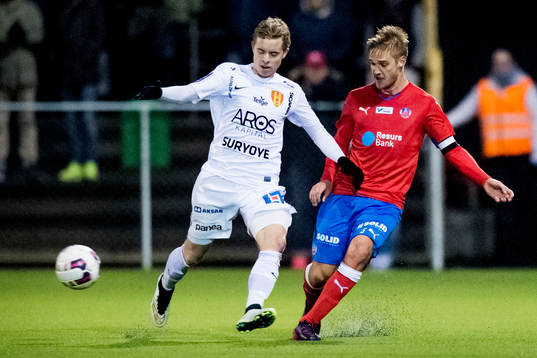 Syrianskas Victor Wernersson jagas av Helsingborgs Johan Mårtensson