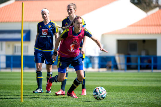 Sveriges Sara Thunebro, Emma Berglund och Charlotte Rohlin