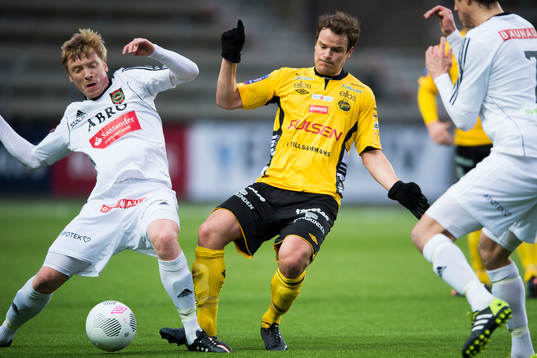 Kamp mellan Brommapojkarnas Gustav Sandberg Magnusson och