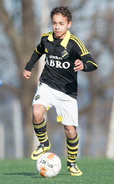 s Niklas Persson i matchen i Tipselit Cup mellan IFK Göteborg och AIK i Jönköping 14 mars 2015.