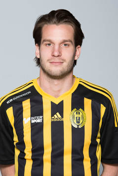 Jimmie Engqvist, Huddinge, poserar för ett porträtt den 16 mars 2015 i Stockholm.