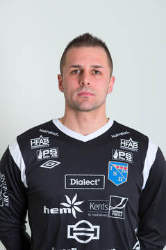 Vladimir Lukic poserar för ett porträtt den 25 mars 2015 i Halmstad. 