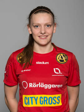 Rebecka Persson poserar för ett porträtt den 26 mars 2015 i Bunkeflostrand.