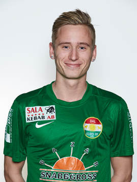 Dalkurd FFs Adam Persson poserar för ett porträtt den 27 mars 2015 i Borlänge.
