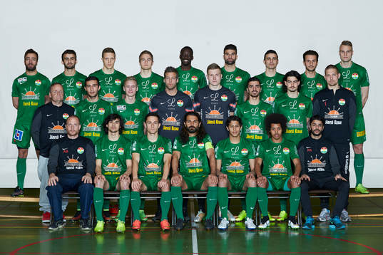  George Mousally, Diyar Altin, Alexander Ekblad, Benjamin Hjertstrand, Omar Jagne, Mattias Mete, Alin Vigariu, Armin Tankovic, Erik Törnros Mellersta raden fr.v. Jan Löfgren Materialansvarig, Halil Milli, Adam Persson, Frank Pettersson Huvudtränare, Sander Dahlberg, Celal Serhanoglu, Diego Montiel, Peter Karmala Kiropraktor Främre fr.v: Andreas Brännström Huvudtränare, Jesper Nyholm, Predrag Rndelovic, Peshraw Azizi, Ahmad Awad, Simon Stenberg, Poya Asbaghi Assisterande tränare, den 27 mars 2015 i Borlänge.