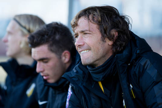 Häckens Diego Lugano på bänken