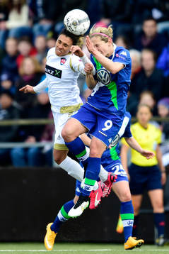 Rosengårds Marta Viera Da Silva i nickduell med Wolfsburgs