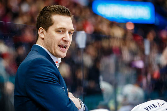 Växjös tränare Sam Hallam