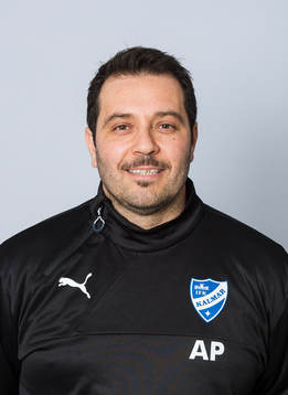  IFK Kalmars Alexandros Postanidis, målvaktstränare,  poserar för ett porträtt i Kalmar den 30 mars 2015.