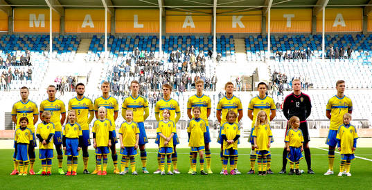 Sveriges startelva med Mirza Halvadic, Gustav Engvall, Valmir Berisha, Gentrik Citaku, Andreas Bengtsson, Elias Andersson, Anton Jönsson Salétros, Johan Ramhorn, Tim Erlandsson och Linus Wahlqvist