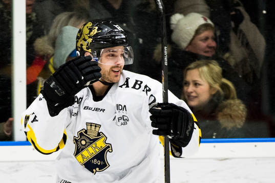 s Joakim Hagelin jublar