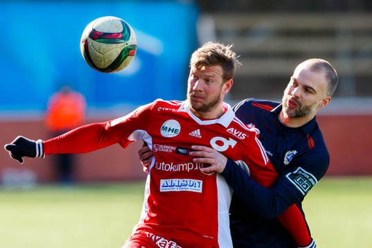 Degerfors Peter Samuelsson och Utsiktens Daniel Forsell
