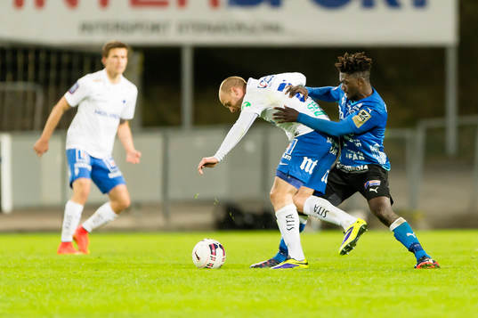 Norrköpings Daniel Sjölund och Halmstads King Osei Gyan