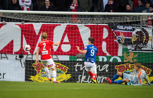 Åtvidabergs Victor Sköld jublar