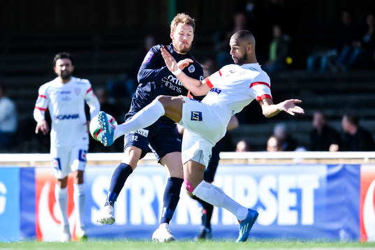 Utsiktens Anders Mogren och Assyriska Kyle Konwea