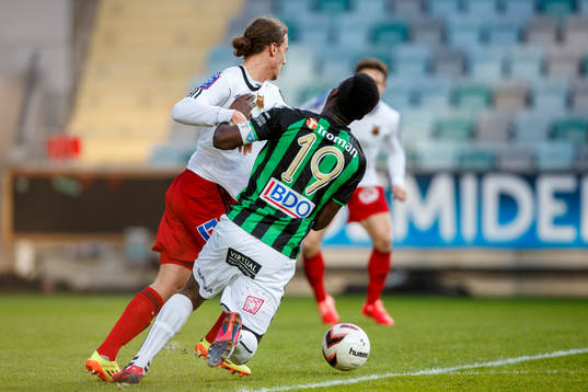 Östersunds Jonathan Azulay och Gais Bryan Johansson