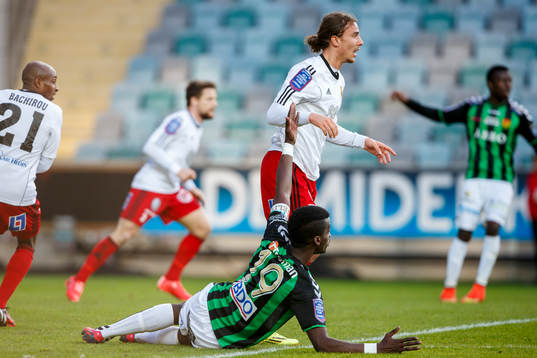 Östersunds Jonathan Azulay och Gais Bryan Johansson