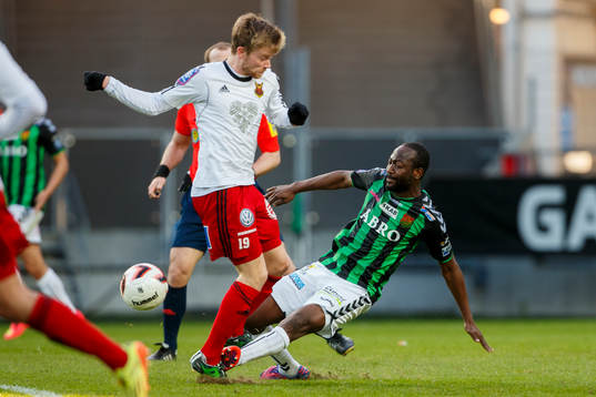 Östersunds Dennis Widegren och Gais Reuben Ayarna