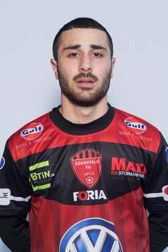 Södertäljes Samuel Korkunc poserar för ett porträtt den  27 april 2015 i Södertälje. 