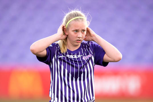 Nora Rönnfors, ambitionslaget