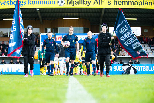 Domare Johan Krantz, assisterande domare Andreas