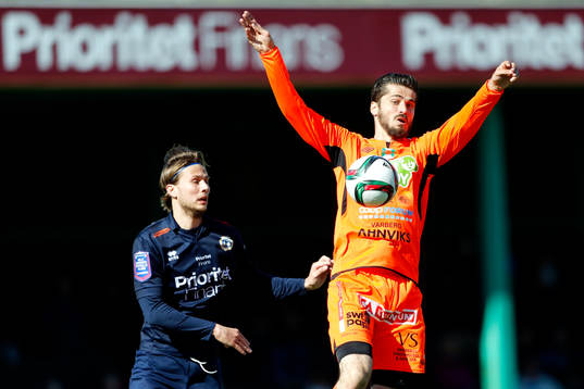 Varbergs Ajsel Kujovic och Utsiktens Jonas Hellgren
