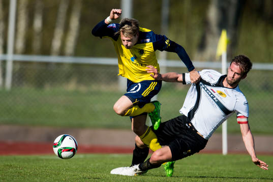 Ängelholms Fredrik Karlsson och Frej Täbys Johannes Gustafsson